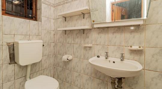 3 Bedroom Property for Sale in Clairewood Western Cape